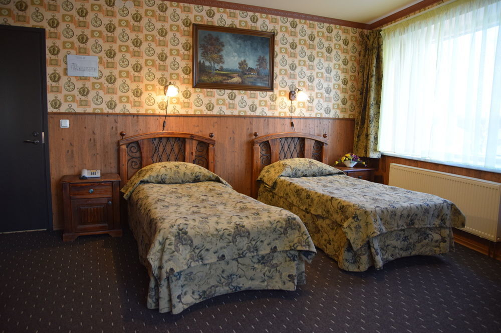 Hansa Hotel Тарту Екстериор снимка